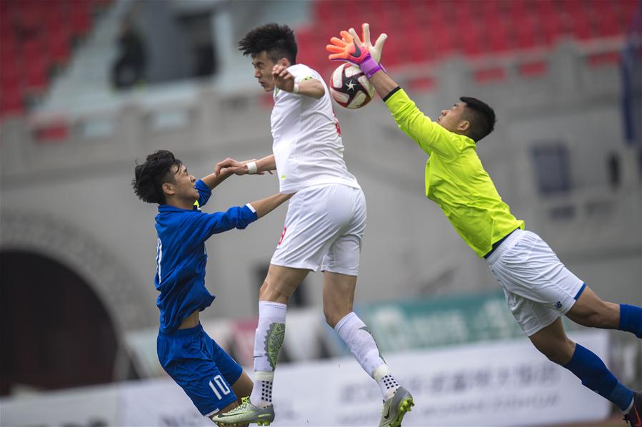 （体育）（2）足球——全运会男子足球U20预赛：新疆胜北京