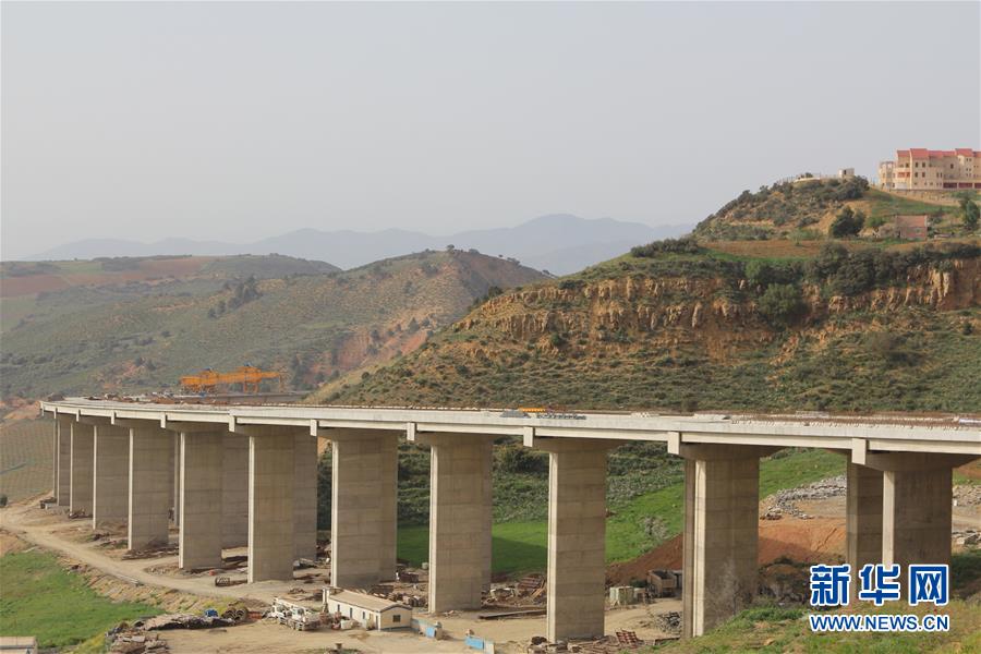 （一带一路·好项目）（3）中国公司助力阿尔及利亚修筑南北通途