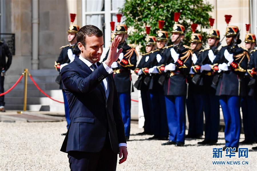（国际）（6）法国举行总统权力交接仪式