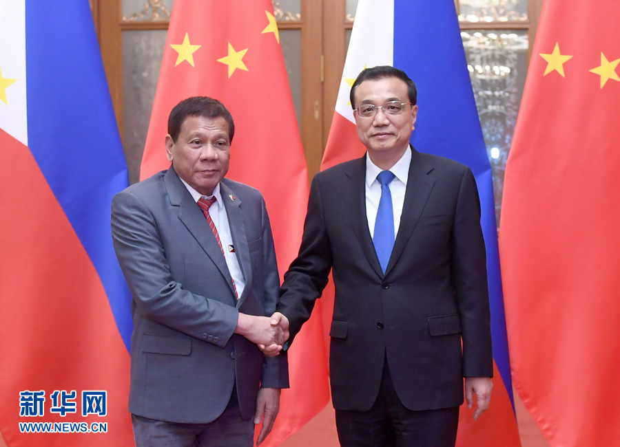 5月15日，國務院總理李克強在北京人民大會堂會見來華出席“一帶一路”國際合作高峰論壇的菲律賓總統杜特爾特。 新華社記者 張鐸 攝
