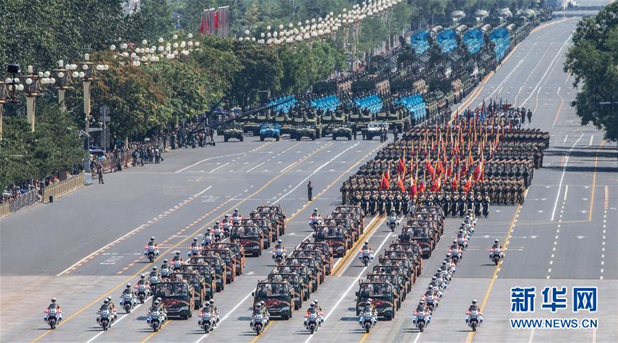 2015年9月3日，中国人民抗日战争暨世界反法西斯战争胜利70周年纪念大会在北京隆重举行。 新华社记者 查春明 摄
