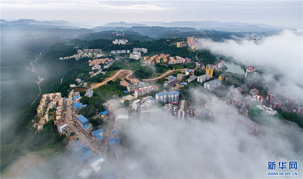 "飞阅"中国:航拍鄂西"凉城"——湖北利川苏马荡