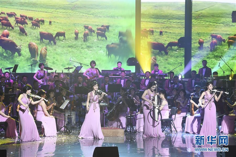 （国际）（3）朝鲜艺术团在韩国江陵举行首场艺术演出