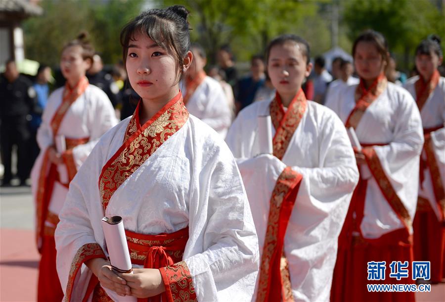 （文化）（3）西安：汉式成人礼传承中国传统文化