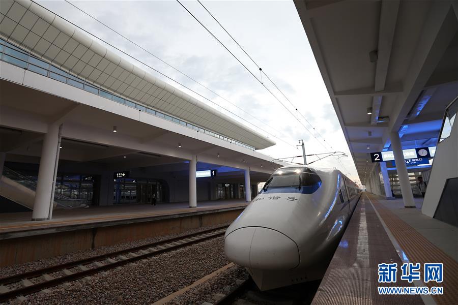 （经济）（1）江湛铁路全线开通运营