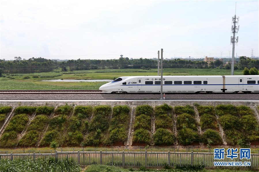 （经济）（5）江湛铁路全线开通运营