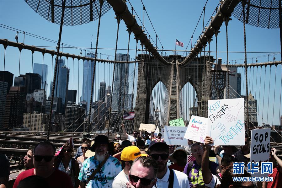 （国际）（6）美国多地举行反对移民执法政策抗议活动