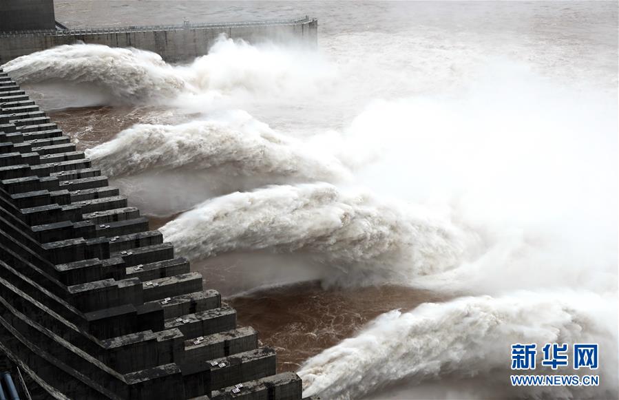 #（环境）（4）“长江2018年第1号洪水”在上游形成 