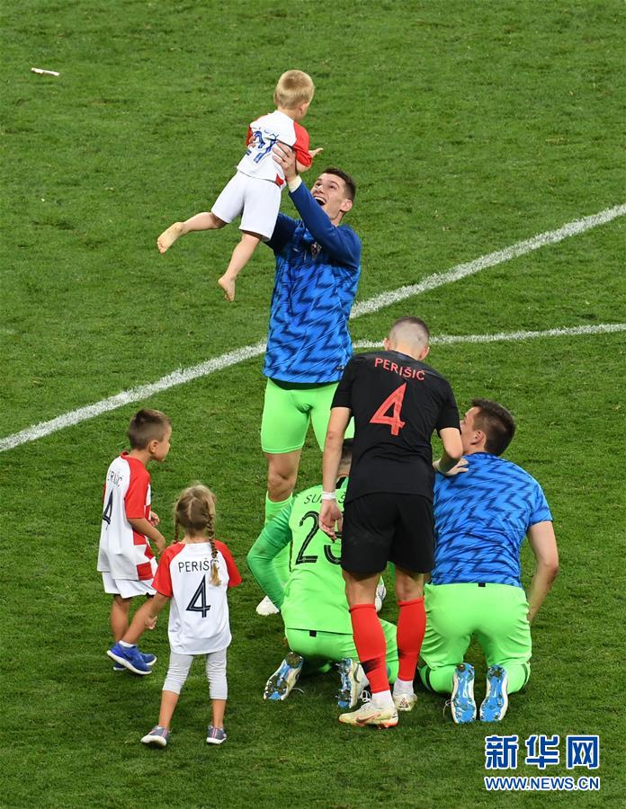 （世界杯）（14）足球——克罗地亚队淘汰英格兰队 首进决赛
