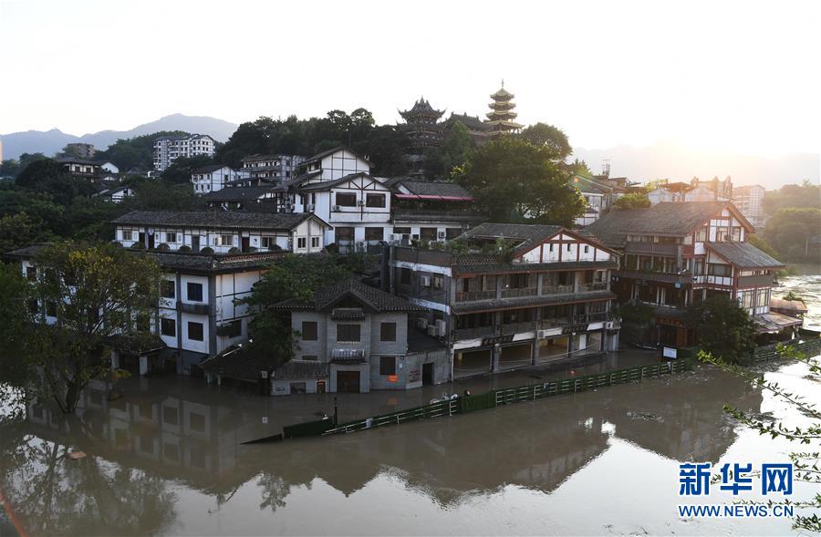 （图文互动）（3）重庆长江、嘉陵江、涪江洪水过境 已转移群众5.2万人