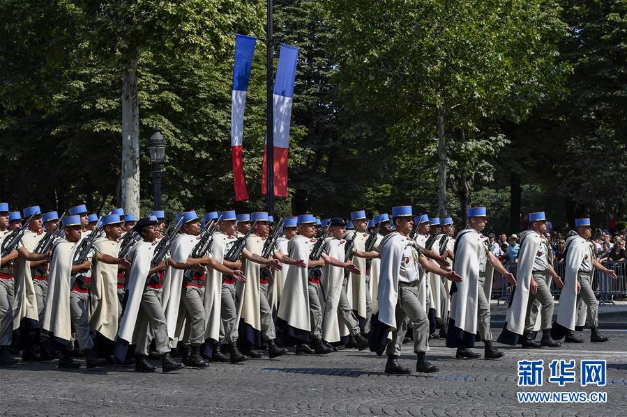 （國際）（5）法國舉行國慶閱兵儀式