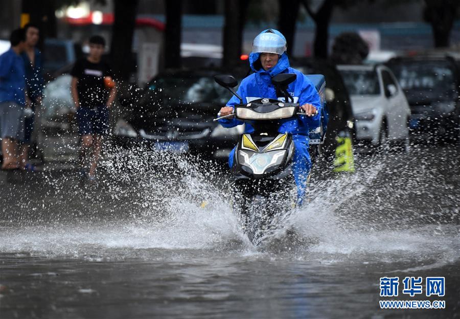 （社会）（1）北京发布暴雨黄色预警信号