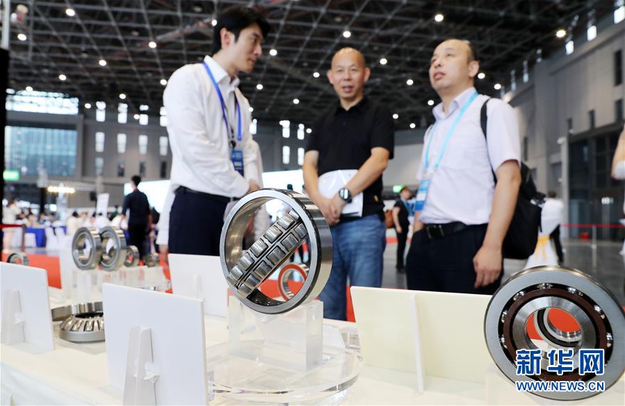 （經濟）（3）首屆中國國際進口博覽會展前對接會在滬舉行