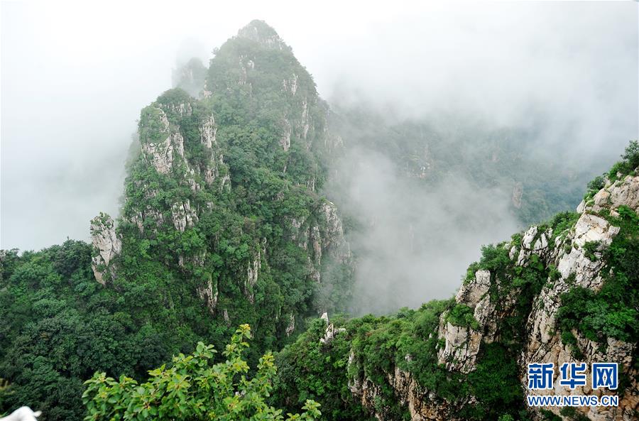 #（美丽中国）（2）云雾缭绕狼牙山