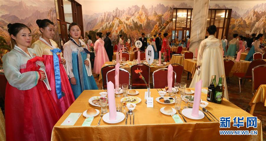 （國際）（1）朝韓離散家屬在朝鮮金剛山共進晚餐