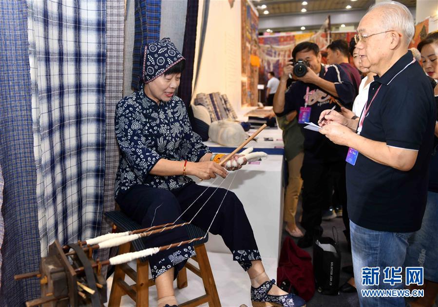 （文化）（4）第五届中国非物质文化遗产博览会在山东济南举行