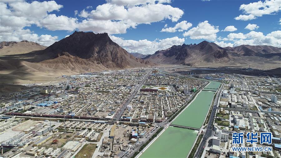 （壯闊東方潮 奮進新時代——慶祝改革開放40年）（6）西藏：煥然一新的獅泉河鎮