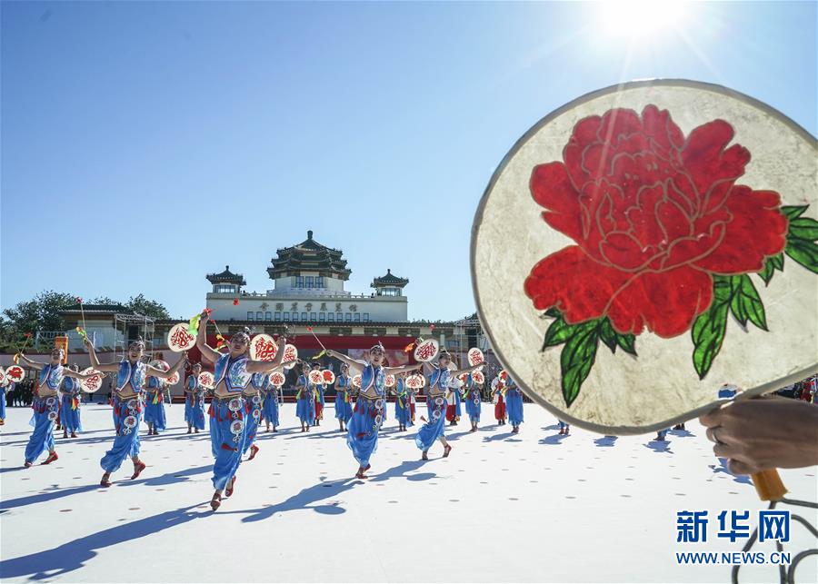 （新华全媒头条·图文互动）（1）最年轻的节日 最悠久的牵念——写给首个中国农民丰收节