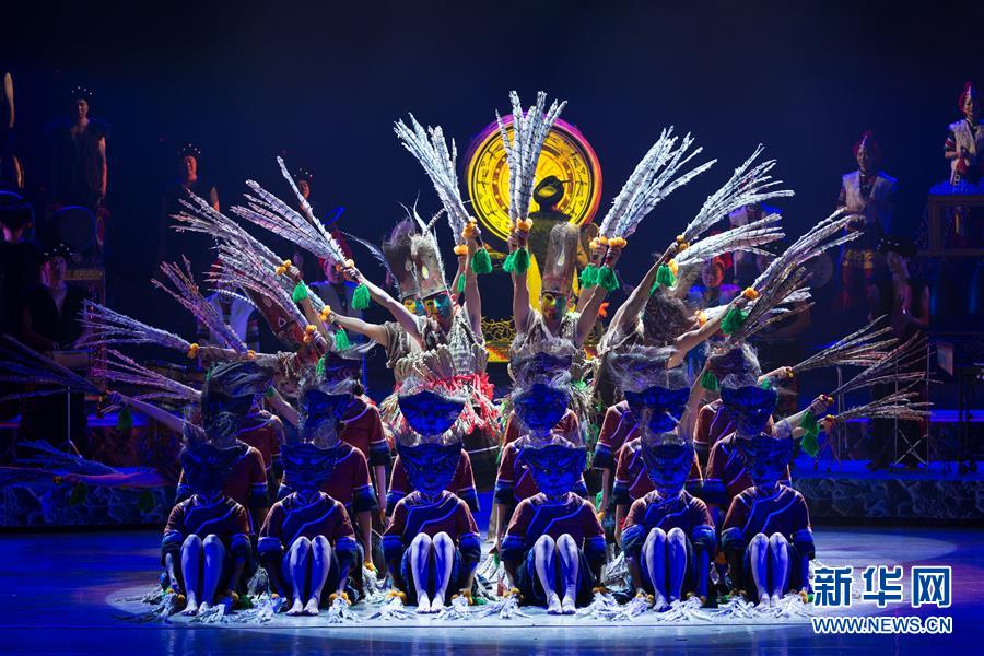 （文化）（7）楚雄彝族音樂舞蹈服飾展演亮相京城