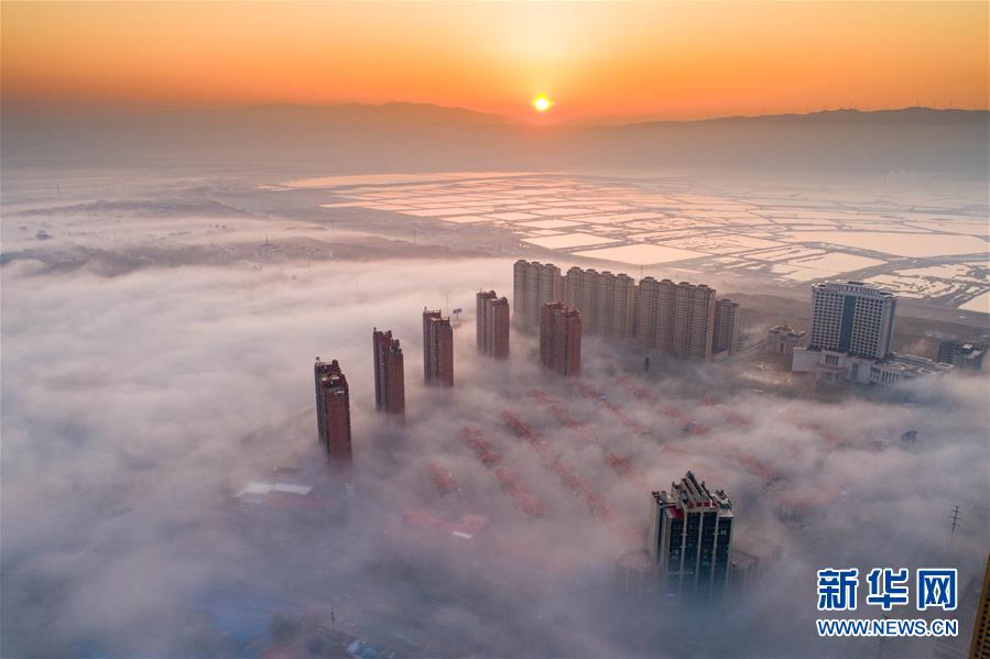 （镜观中国·新华社国内照片一周精选）（10）平流雾景观