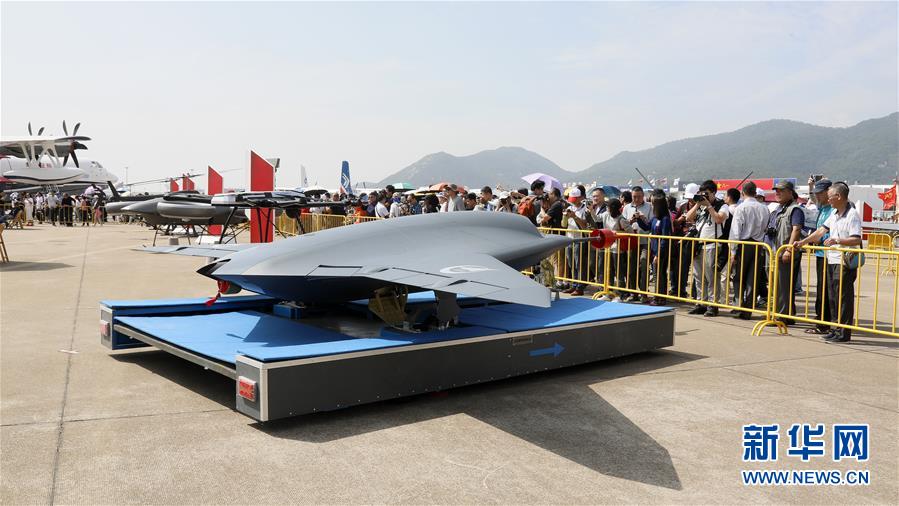 （图文互动）（1）军事专家：中国航展无人机展品或揭示未来空战重要作战样式