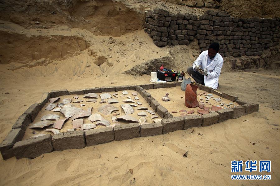 （國際）（1）埃及塞加拉古墓群新發現7座法老墓葬