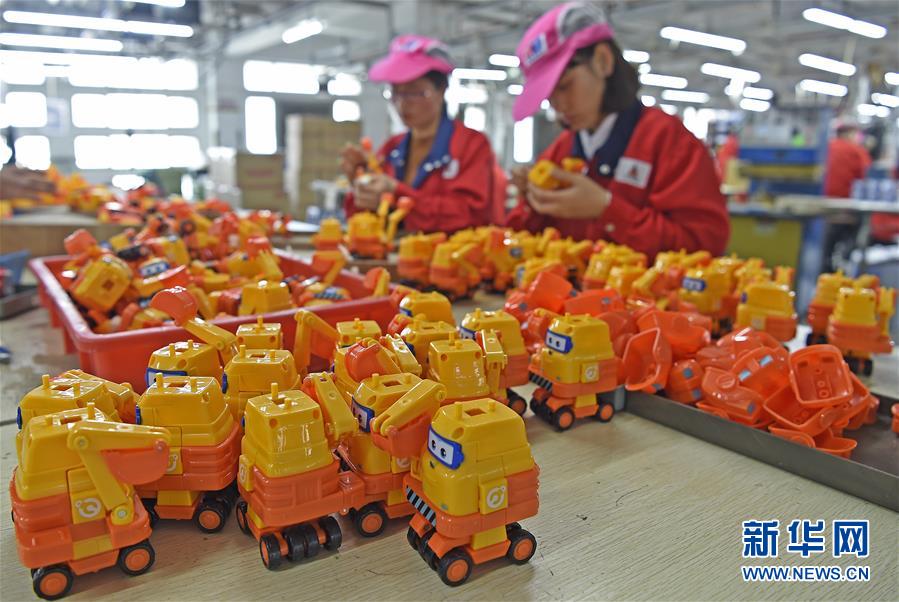 （经济）（1）“中国玩具之都”转型升级求发展
