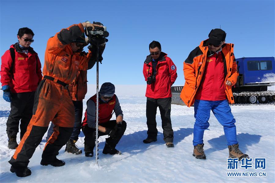 （“雪龙”探南极·图文互动）中国科考队在南极冰盖发现蓝冰机场选址区