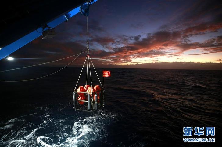 （图文互动）（7）记者手记：在马里亚纳海沟探索海洋最深处的科学奥秘