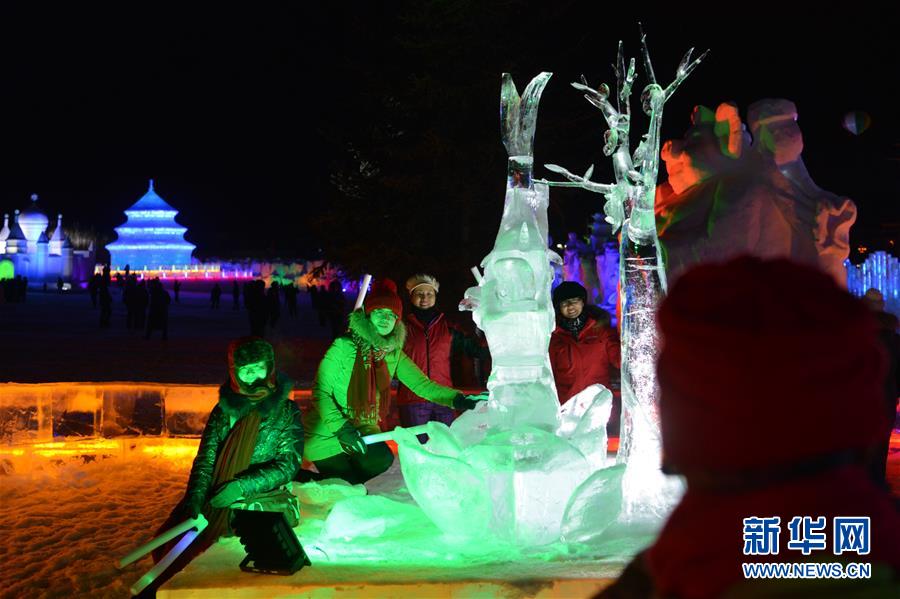 （社会）（7）阿尔山：冰雪迎游客