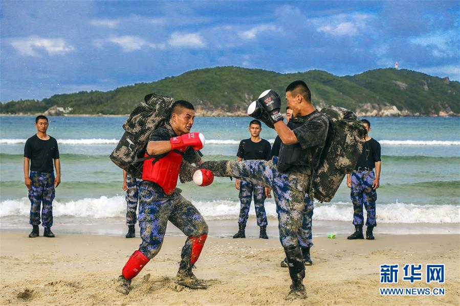 锻造特种作战的利刃尖刀海军陆战队某旅侦察营锤炼胜战精兵记事