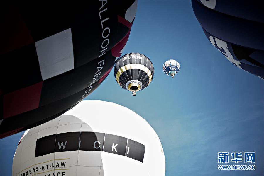 （新华视界）（2）瑞士：放飞热气球