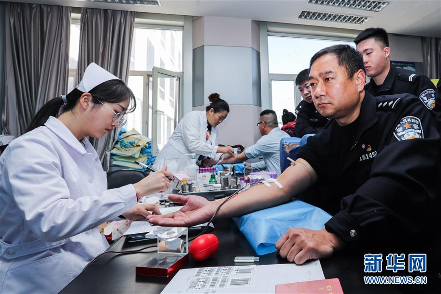 （社會）（2）內蒙古錫林郭勒：志願獻血 救助傷者