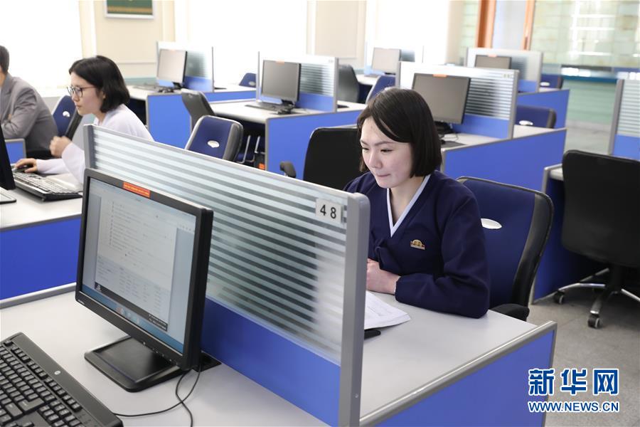 （国际·图文互动）（2）探访朝鲜最高学府金日成综合大学