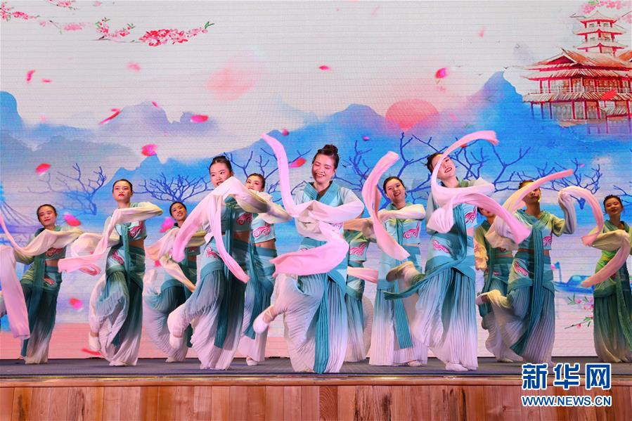 （国际·图文互动）（2）“礼乐筑梦”中越青年儒家文化交流活动在河内举行