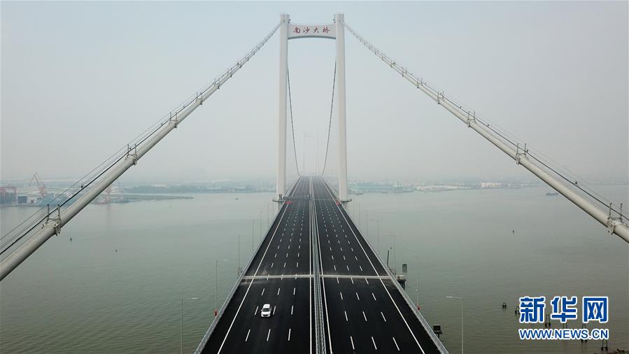 （经济）（2）一桥飞架珠江口 南沙大桥通车