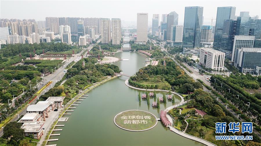 （在习近平新时代中国特色社会主义思想指引下——新时代新作为新篇章·图文互动）（1）湿地就在城中央——珠三角重塑人与自然和谐共生图景