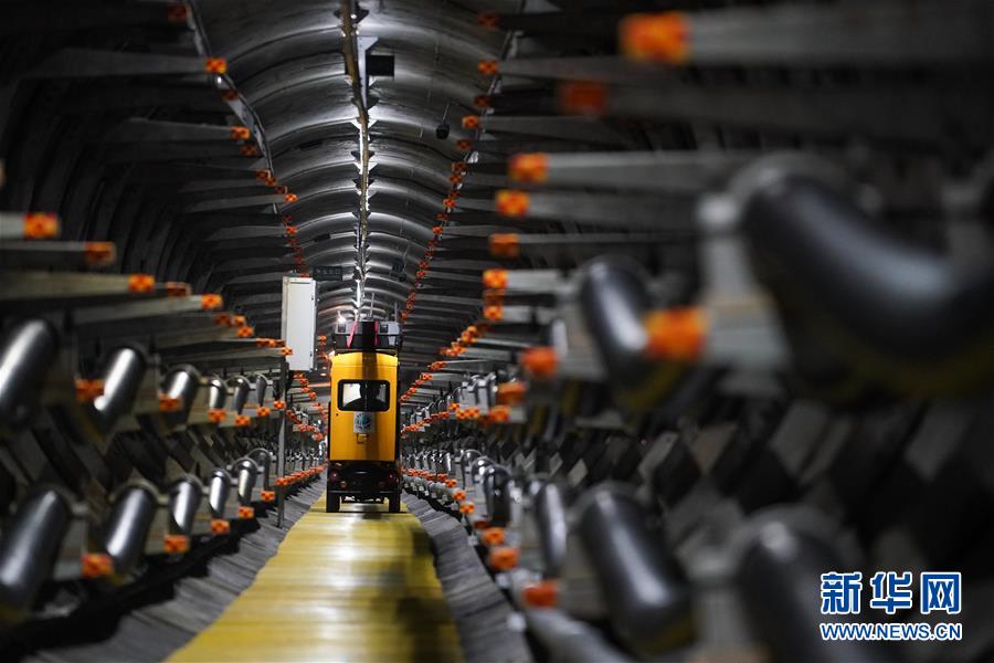 （经济）（1）江苏南京：积极探索人工智能高压电缆隧道建设