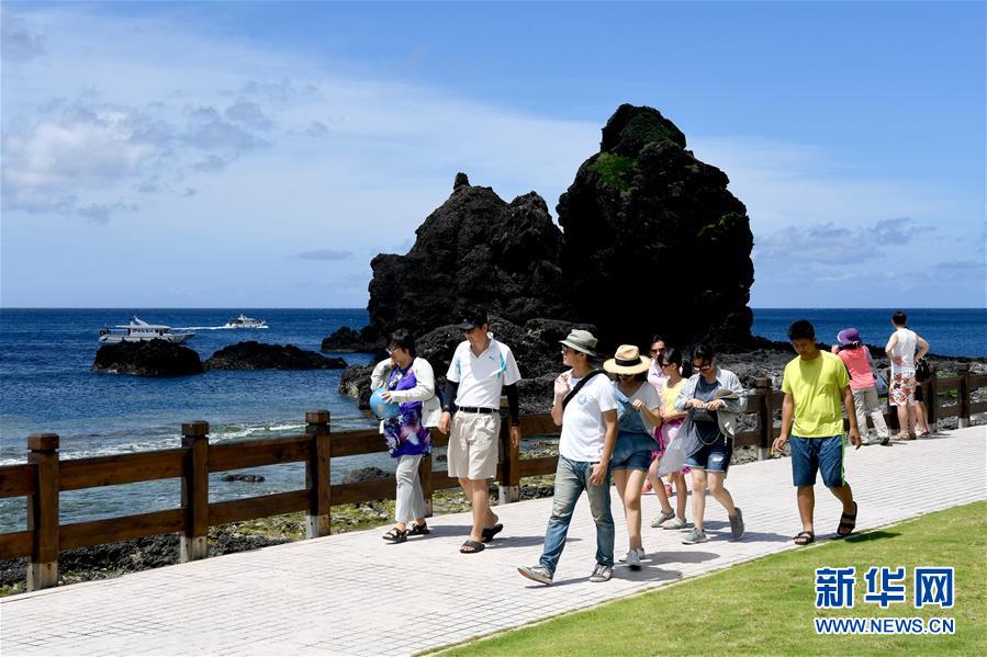 （图文互动）（2）旅游旺季来临 台湾业者各展身手引游客