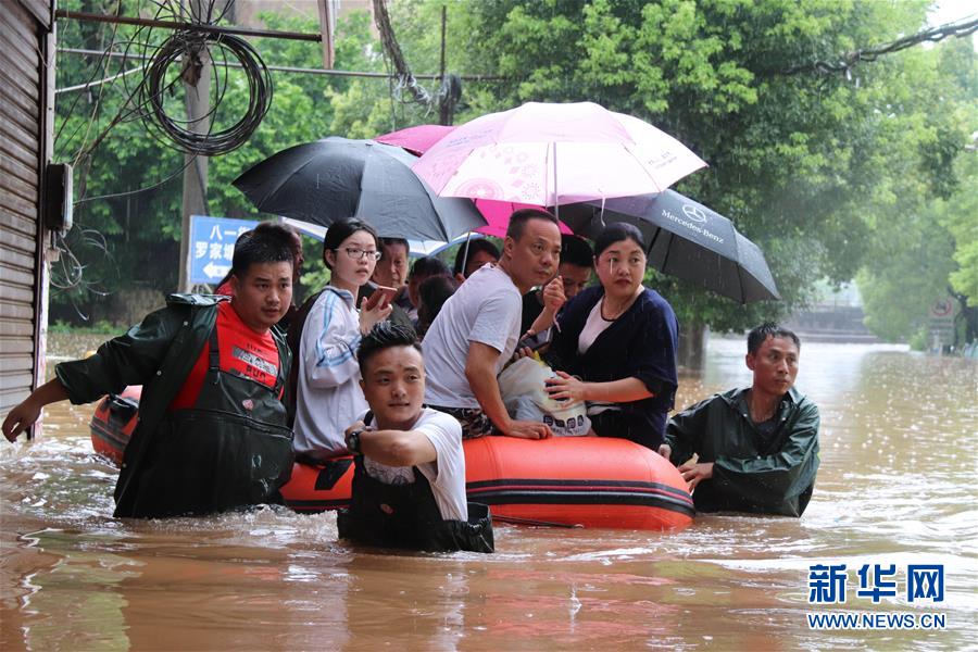 （突发事件）（6）江西萍乡遭遇强降雨 抢险救援积极开展