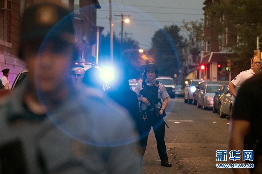 （国际）（3）美国费城发生枪击案数名警察受伤