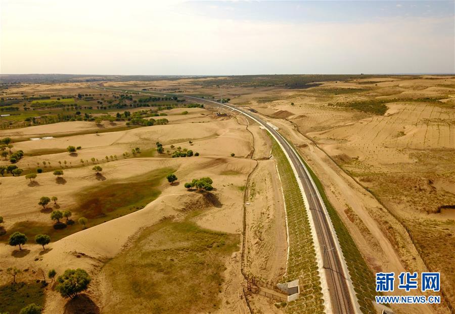 （经济）（4）纵贯南北的能源运输大通道浩吉铁路开通运营