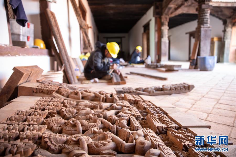 （习近平出访配合稿·图文互动）（4）通讯：尼泊尔工艺家和中国文物修复师的历史之约