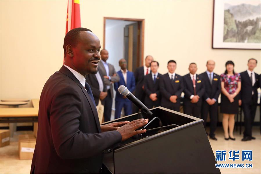 （国际）卢旺达迎来新一批中国援卢医疗队