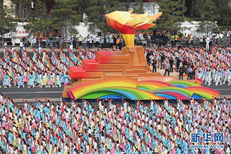 （新华全媒头条·图文互动）（11）凝聚爱国主义的磅礴力量！——新中国成立70周年盛典启示录