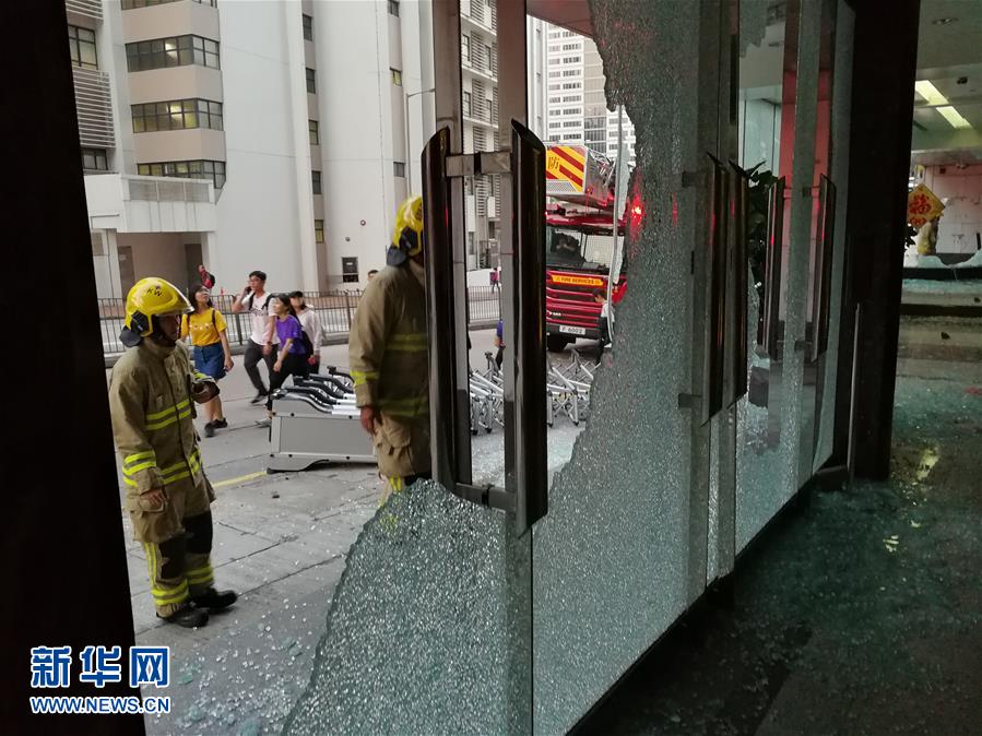 （新华网）（10）新华社亚太总分社办公大楼遭暴徒打砸破坏
