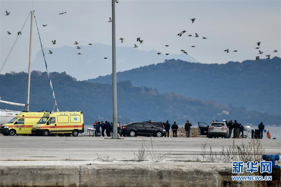 （国际）（2）一难民船在希腊附近海域沉没12人死亡