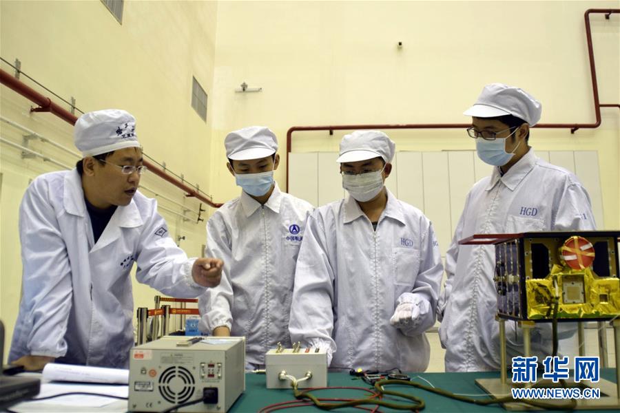 （圖文互動）（4）中國航天隊伍“新生代”——記哈工大紫丁香學生微納衛星團隊