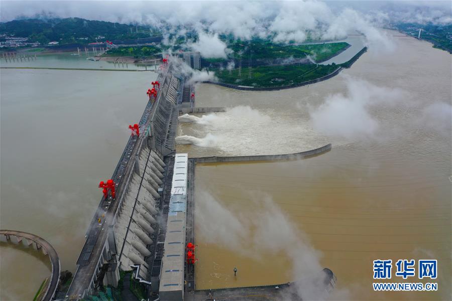 #（环境）（9）三峡工程今年首次泄洪 近期或迎新一轮洪水