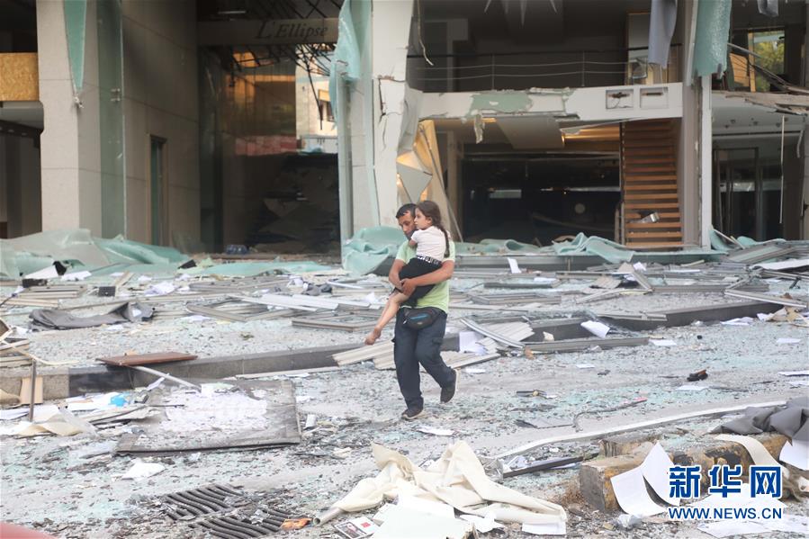 （国际）（8）黎巴嫩首都港口区发生爆炸 至少10人死亡